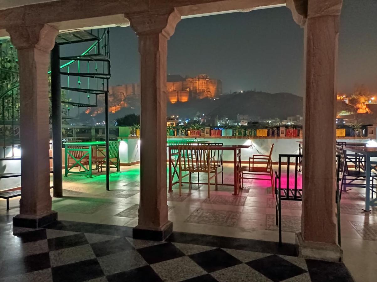 Jodhpur Palace Guest House ภายนอก รูปภาพ